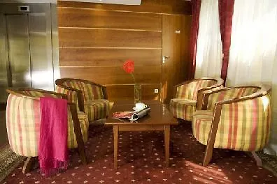 Belambra Clubs & Hotels - Le Magendie Paris 2*,  France